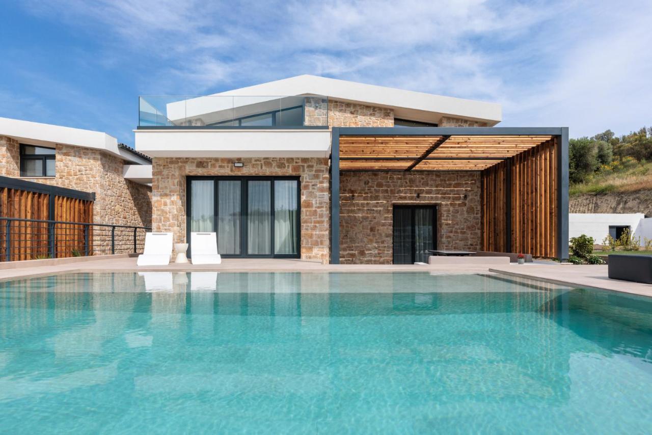 Five Senses Of Luxury Villa Kalandra Bagian luar foto