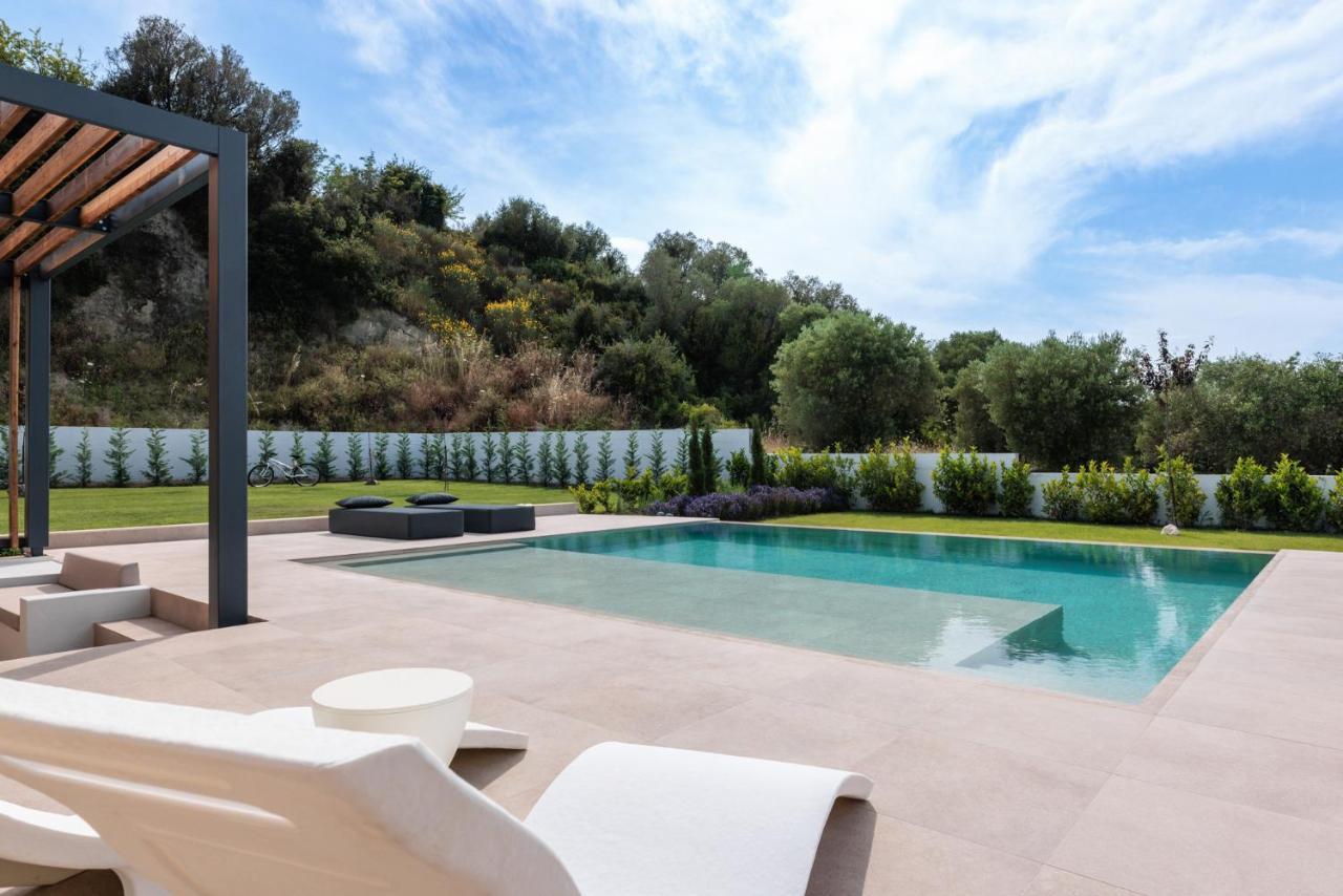 Five Senses Of Luxury Villa Kalandra Bagian luar foto