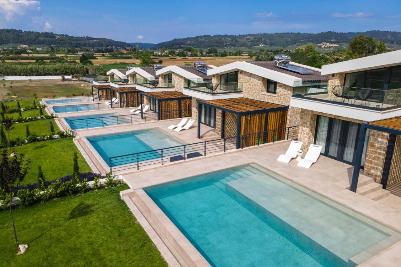 Five Senses Of Luxury Villa Kalandra Bagian luar foto